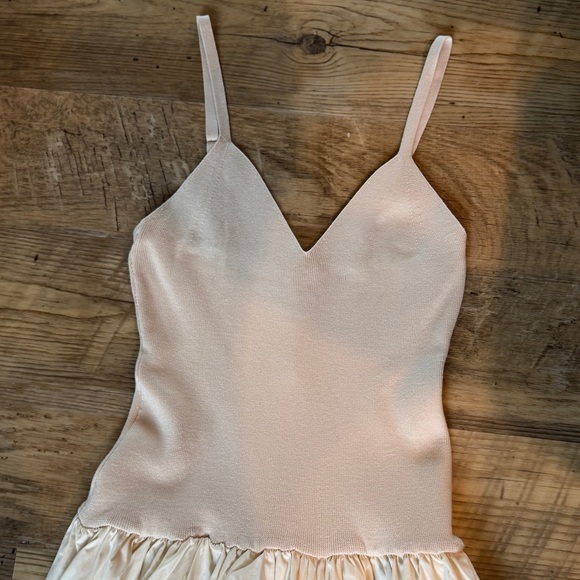 MOON RIVER Ribbed Maxi Dress - Picture 2 of 5